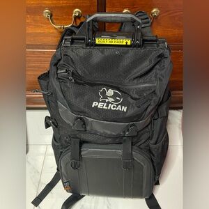 PELICAN Black Model:S130 SPORTS ELITE Laptop:Camera Backpack